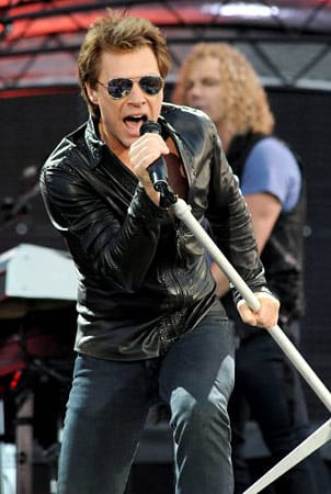 Jon Bon Jovi fertige früher Weihnachtsschmuck. Jon Bon Jovi fertige früher Weihnachtsschmuck.