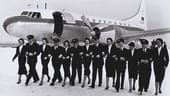 Mode über den Wolken: 50 Jahre Lufthansa-Stewardessen (