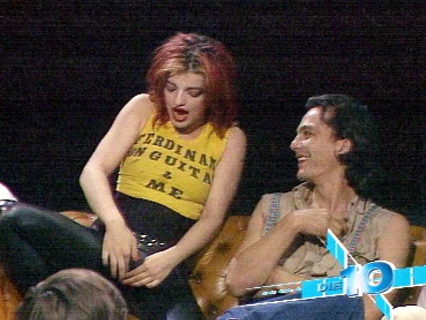 Bereits 1979 sorgte die schrille Rockröhre für Aufsehen, als sie im österreichischen Fernsehen frei nach dem Motto "Mach's dir doch selbst" demonstrierte, wie Frau am schnellsten zum Orgasmus komme.