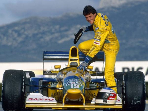 Trotzdem hat Schumacher Eindruck hinterlassen: Der Benetton-Rennstall wirbt den Deutschen bereits nach seinem ersten Rennen ab. Trotzdem hat Schumacher Eindruck hinterlassen: Der Benetton-Rennstall wirbt den Deutschen bereits nach seinem ersten Rennen ab.