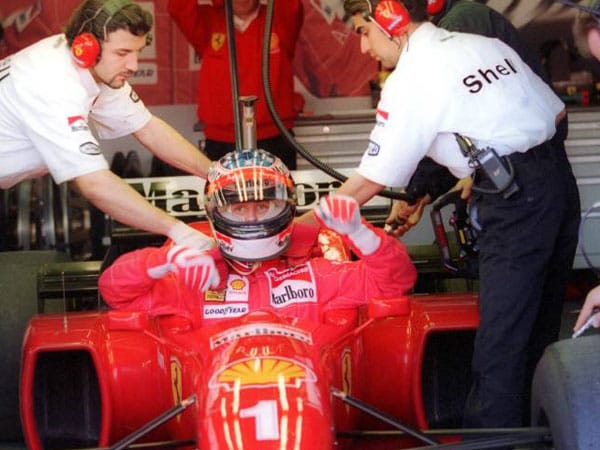 1996 dann der Umbruch: Schumacher wechselt zum Ferrari-Rennstall. 1996 dann der Umbruch: Schumacher wechselt zum Ferrari-Rennstall.
