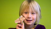 Kommen bei Alleinerziehenden wirklich nur 50 Euro Kinderbonus an? (Bild: Imago)