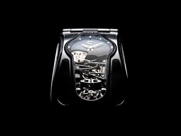 Auf dem Deckel des Celsius X VI II ist ein mechanisches Uhrwerk unter Glas zu bestaunen. (Bild: Hersteller)