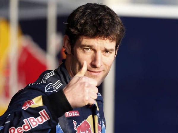 Daumen hoch! Mark Webber erhält ein Fixgehalt von 4,3 Mio. Euro. Der Großteil seines Einkommens bei Red Bull, nämlich 60 Prozent, sind Bonuszahlungen für Siege, Podestplätze und Punkte. Als WM-Führender liegt er mit vier Siegen auf einem guten Weg, sein Gehalt fast zu verdoppeln. (