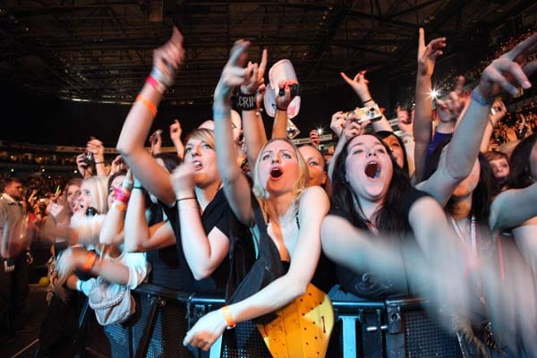 Kreischende Fans beim Konzert in Hamburg im Februar dieses Jahres: Offenbar gehören diese Bilder bei Tokio Hotel mehr und mehr der Vergangenheit an. (
