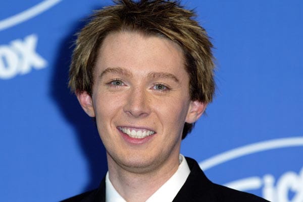 Und noch ein erfolgreicher "American Idol"-Verlierer: Clay Aiken verlor 2003 im Finale gegen Ruben Studdard - und legte anschließend so richtig los. Zwischen 2003 und 2008 veröffentliche Aiken vier Alben, die sich allesamt unter den Top 4 der US-Charts platzieren konnten. Album Nummer fünf erscheint in den USA am 1. Juni 2010. (