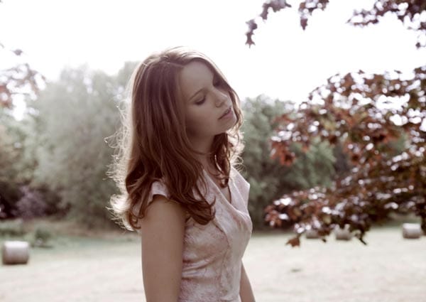 Die Norwegerin Marit Larsen verzauberte im Juli 2009 die deutschen Pop-Fans mit ihrem naiv-verträumten Hit "If A Song Could Get Me You". Sie landete damit auf Platz eins der Charts. (