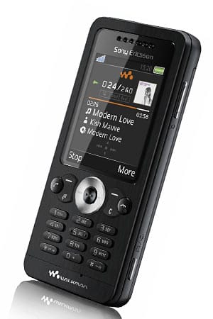 Das Sony Ericsson W302 bietet eine Menge Musik-Features für einen Preis von etwa 60 Euro: Barrenhandy verfügt über den Datenturbo EDGE, Quadband-Technologie, eine solide verarbeitete Tastatur und eine 2-Megapixelkamera. Lediglich das Fehlen einer 3,5-Millimeter Klinkenbuchse zum Anschluss hochwertiger Kopfhörer stört den positiven Gesamteindruck. (