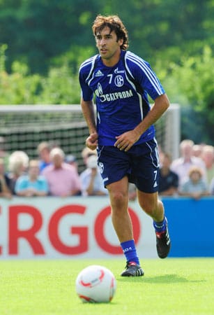 Der Spanier wird beim FC Schalke 04 in der kommenden Saison eine Führungsrolle einnehmen. ( Der Spanier wird beim FC Schalke 04 in der kommenden Saison eine Führungsrolle einnehmen. (