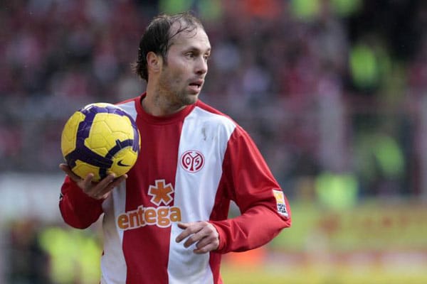 Filip Trojan hat bei Trainer Thomas Tuchel keine Einsatzchancen mehr. Obwohl er sich nach eigener Aussage wohlfühlt, legt ihm der FSV Mainz 05 nahe zu gehen. ( Filip Trojan hat bei Trainer Thomas Tuchel keine Einsatzchancen mehr. Obwohl er sich nach eigener Aussage wohlfühlt, legt ihm der FSV Mainz 05 nahe zu gehen. (