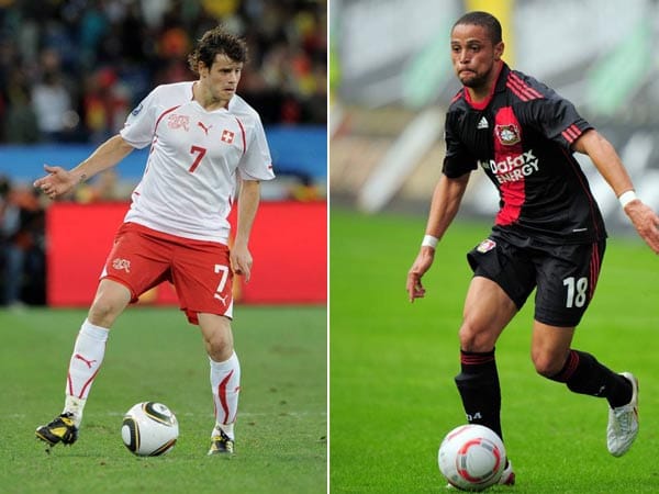 Der Schweizer Nationalspieler Tranquillo Barnetta (li.) ist im linken offensiven Mittelfeld von Bayer Leverkusen eigentlich gesetzt. Doch Sidney Sam machte durch eine starke Saison in der zweiten Liga beim FCK und eine gute Vorbereitung auf sich aufmerksam. Er drängt in die erste Elf. (Fotos: imago, Kombo: t-online.de) Der Schweizer Nationalspieler Tranquillo Barnetta (li.) ist im linken offensiven Mittelfeld von Bayer Leverkusen eigentlich gesetzt. Doch Sidney Sam machte durch eine starke Saison in der zweiten Liga beim FCK und eine gute Vorbereitung auf sich aufmerksam. Er drängt in die erste Elf. (Fotos: imago, Kombo: t-online.de)