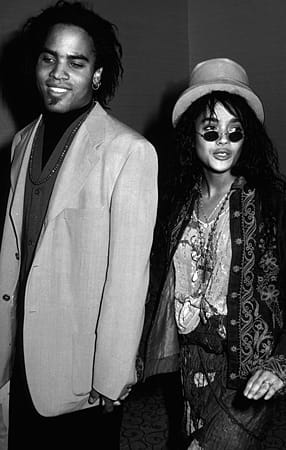 Lenny Kravitz bat seine betrogene Frau Lisa Bonet mit dem Song "It Ain't Over Till It's Over" um Verzeihung und eine zweite Chance. (