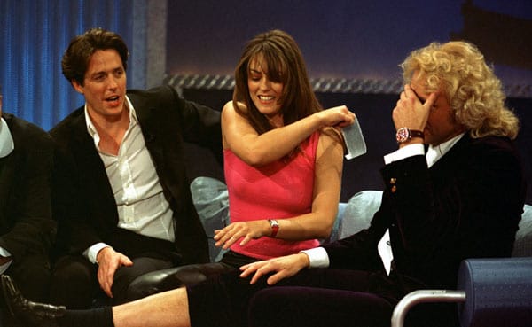 Test eines Haarentfernungspapiers an Gottschalk: Grant und Hurley 1999 bei "Wetten, dass...?". ( Test eines Haarentfernungspapiers an Gottschalk: Grant und Hurley 1999 bei "Wetten, dass...?". (
