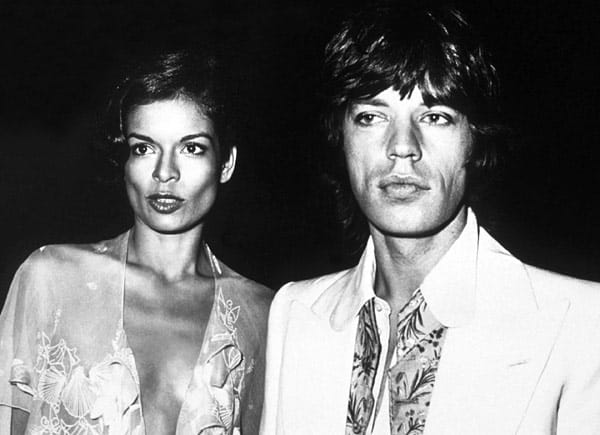 Bianca und Mick Jagger 1973 – damals waren sie das wohl schillerndste Paar der Musikwelt. (
