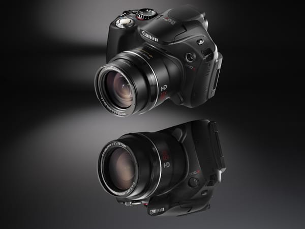 Canons neue Powershot SX30-IS bricht den Rekord bei den Superzoom-Kameras und deckt mit dem 35-fachen Zoomobjektiv die Brenntweiten von 35 bis 840 Millimeter ab. Die Kamera bietet 14,1 Megapixel Auflösung und einen optischen Bildstabilisator. Die Kamera ist für 470 Euro im Handel. (