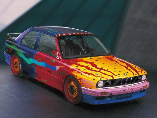 Ebenfalls von 1989 ist dieser BMW M3 Group A Race Version. Auch dieses Art Car, gestaltet von Ken Done, sollte etwas typisch australisches symbolisieren. (