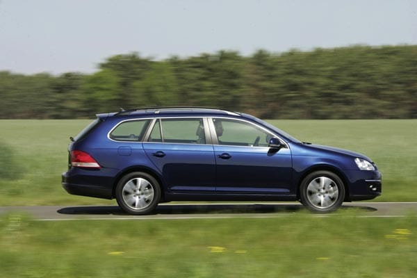 ADAC Kundenzufriedenheit 2010: Platz 30: Volkswagen. Die Einzelergebnisse im Überblick: Zufriedenheit mit der Marke: 1,84, ... mit dem Auto: 1,76, mit der Werkstatt: 1,90. ( ADAC Kundenzufriedenheit 2010: Platz 30: Volkswagen. Die Einzelergebnisse im Überblick: Zufriedenheit mit der Marke: 1,84, ... mit dem Auto: 1,76, mit der Werkstatt: 1,90. (