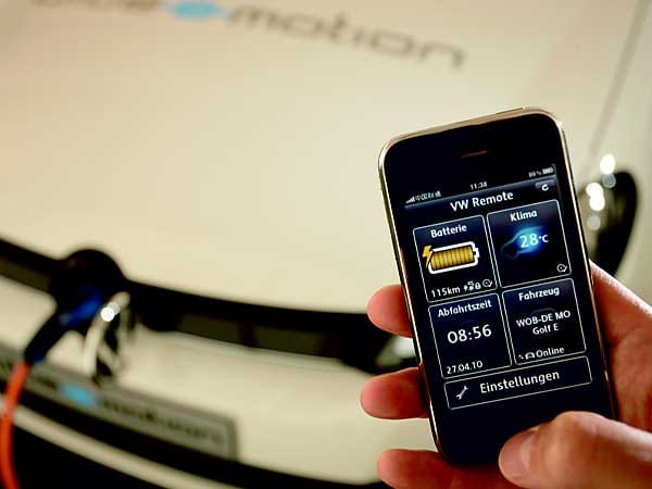 Diagnose per i-Phone: Die Fahrzeug- und Batteriezustandsabfrage beim Golf blue-e-motion. (