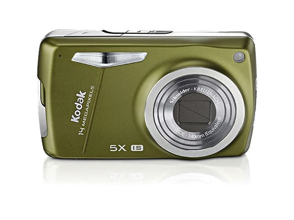 Die Stärken der Kodak M575 liegen unter anderem bei der Aufnahe von HD-Videos und dem 3 Zoll großen Display. (