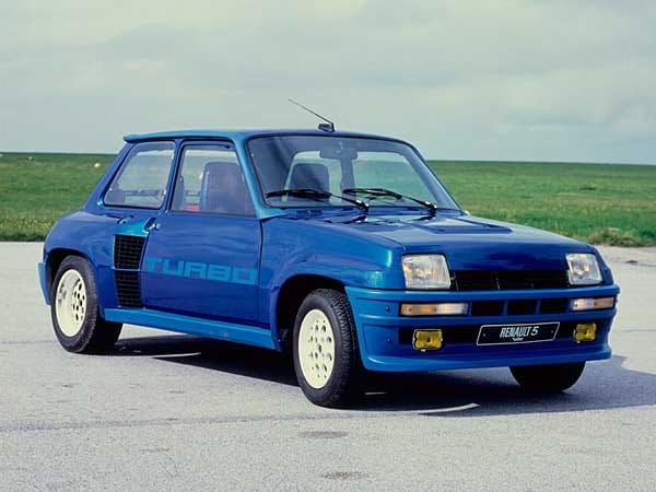 Auch den "kleinen Freund" gab es mit dicken Backen und Turbomotor: Renault 5 Alpine, 1980-1984. (