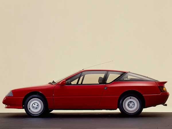 Die Renault Alpine GTA gab es als V6 GT sowie V6 Turbo. (