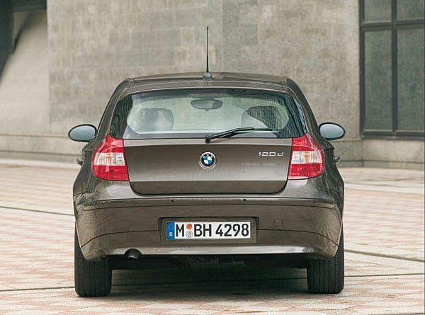 Dieselseitig hat BMW vier Aggregate im Angebot, wobei der 116 PS starke 116d-Basis-Selbstzünder nur für die Steilheck-Varianten verfügbar ist. (
