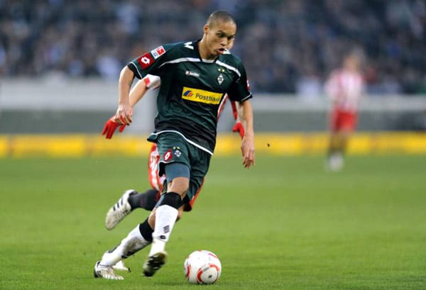 Der Brasilianer Anderson kam für 1,5 Millionen Euro aus Tombense und läuft seitdem in Gladbachs Innenverteidigung auf. 33 Gegentore nach elf Spielen sprechen eine deutliche Sprache. (