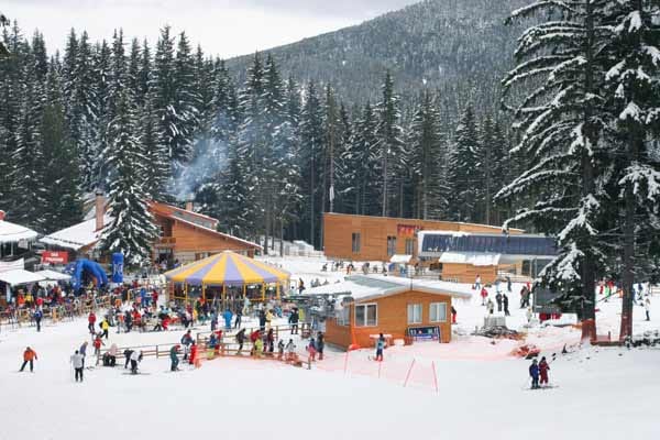 Skigebiet Bansko/Bulgarien: Skihütte in Shiligarnik. (