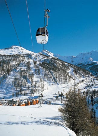 Die Skiorte der Via Lattea, der Milchstraße, kommen im Piemont rund um Sestriere auf gut 400 Pistenkilometer. (
