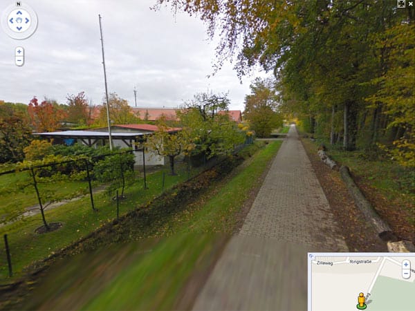 Mancherorts macht Google auch vor kleinen Wegen und besseren Trampelpfaden nicht Halt, wie hier in einer Schrebergartensiedlung in Hannover. (
