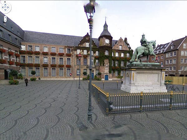 Marktplatz in Düsseldorf (Foto:Google)