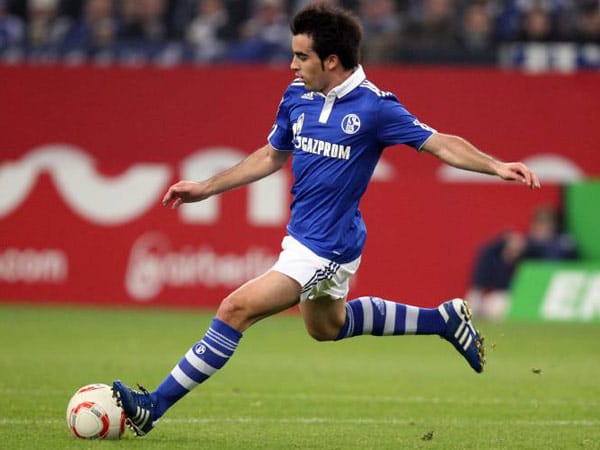 Satte 13 Millionen Euro hat der FC Schalke 04 für Jose M. Jurado an Atletico Madrid überwiesen. Gemessen an der hohen Ablösesumme hat der Spanier bislang enttäuscht. (