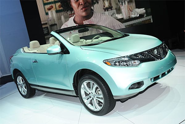 Nissan Murano Crosscabriolet: Die Mischung aus SUV und Cabrio feiert auf der Los Angeles Auto Show 2011 Premiere. (