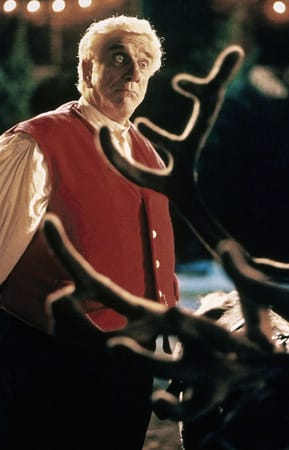 Auch den Weihnachtsmann mimte Leslie Nielsen in seiner langen Schauspielkarriere: In der Familienkomödie "Hallo ich bin der Weihnachtsmann!" im Jahr 2000. (