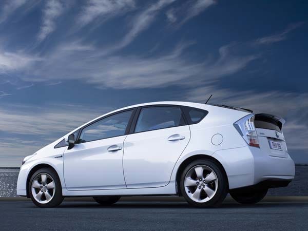 Wertmeister 2011, Kompaktwagen: Toyota Prius Life. Restwert 62,7 Prozent, Neupreis 29.040 Euro, Wertverlust 10.835 Euro. (