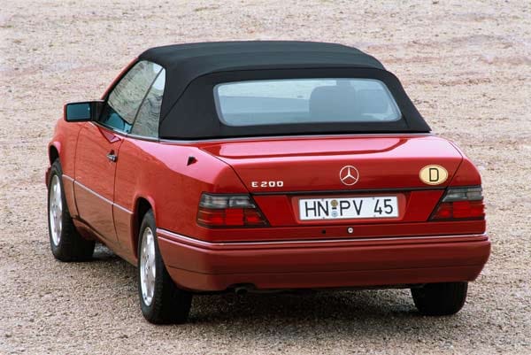 1991 folgte dann das Cabrio der W 124-Reihe. Coupé und Cabrio sind auch weiterhin sehr beliebt. (