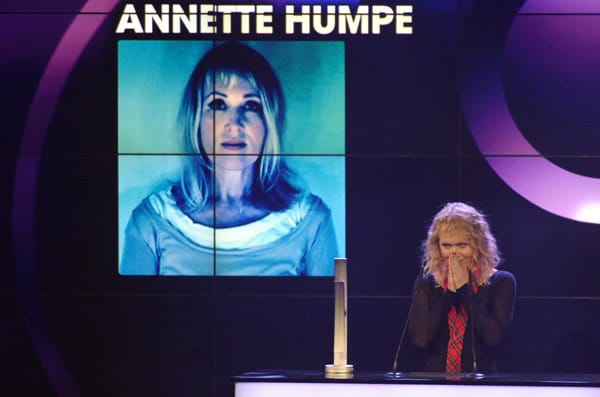 Zudem wurde Annette Humpe mit dem Echo für ihr Lebenswerk ausgezeichnet.