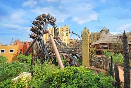 Die "Black Mamba" im Phantasialand wurde als beste Achterbahn ausgezeichnet. (