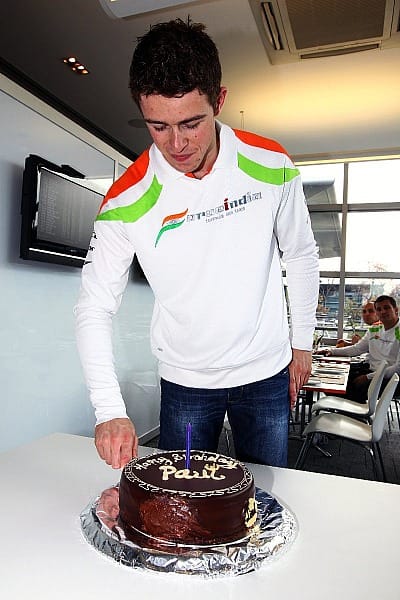 Happy Birthday! Paul di Resta feierte am Samstag seinen 25. Geburtstag und beschenkte sich anschließend mit seinem ersten Top-10-Einzug in einem Formel-1-Qualifying.