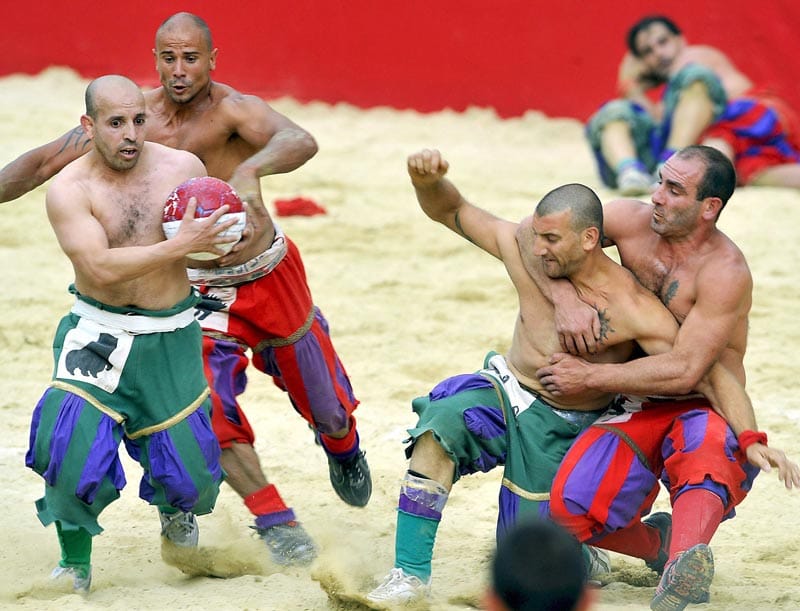 Die verrücktesten Sportarten: Calcio Storico Fiorentino. ( Die verrücktesten Sportarten: Calcio Storico Fiorentino. (