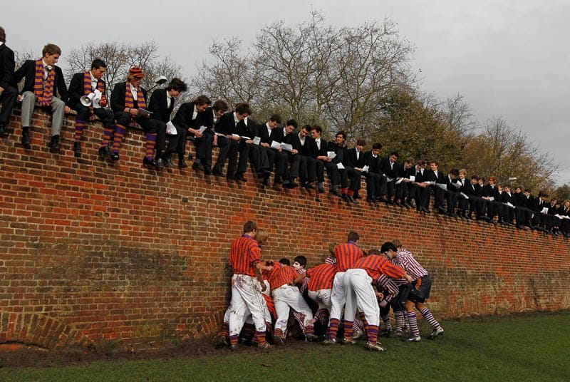 Die verrücktesten Sportarten: Eton Wall Game. ( Die verrücktesten Sportarten: Eton Wall Game. (