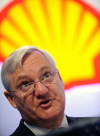 Peter Voser Shell, Boss des Energieriesen Shell erhielt 2010 9,43 Millionen Euro. Seit 2009 leitet Voser Shell. (Quelle: "Manager Magazin", Humboldt Universität Berlin,