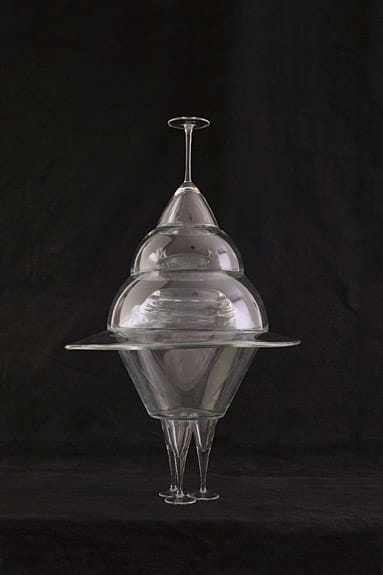 Aus der Serie "Everyday UFOs" von Gregg Louis. ( Aus der Serie "Everyday UFOs" von Gregg Louis. (