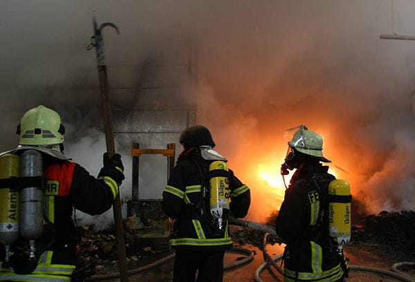 Feuerwehrleute gehören zu den vertrauenswürdigsten Berufen. (