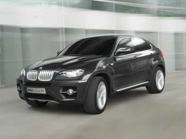 Dieses Concept-Car zeigt sich extrem sportlich.Der BMW Concept X6 ist eine Coupé-Variante der X-Baureihe. (