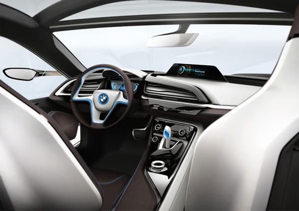 Blick in den Innenraum des BMW i8 Concept. (