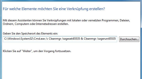 Klicken Sie mit der rechten Maustaste auf eine freie Stelle Ihres Desktops. Wählen Sie Neu, Verknüpfung erstellen. Tippen Sie Folgendes ins Feld: C:\Windows\System32\Cmd.exe /c Cleanmgr /sageset:65535 & Cleanmgr /sagerun:65535 Achten Sie auf die exakte Schreibweise. Klicken Sie auf Weiter und vergeben Sie der Verknüpfung einen Namen, zum Beispiel PC-Reiniger.