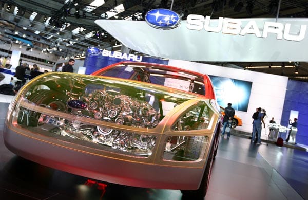 Die Studie Subaru BRZ Prologue gibt einen Einblick in den Motorraum des künftigen Kompaktsportlers vom Subaru. (