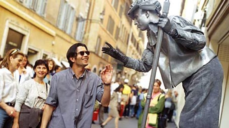 Die lebenden Statuen in Rom sind laut Verwaltung "wahre Abzocke"