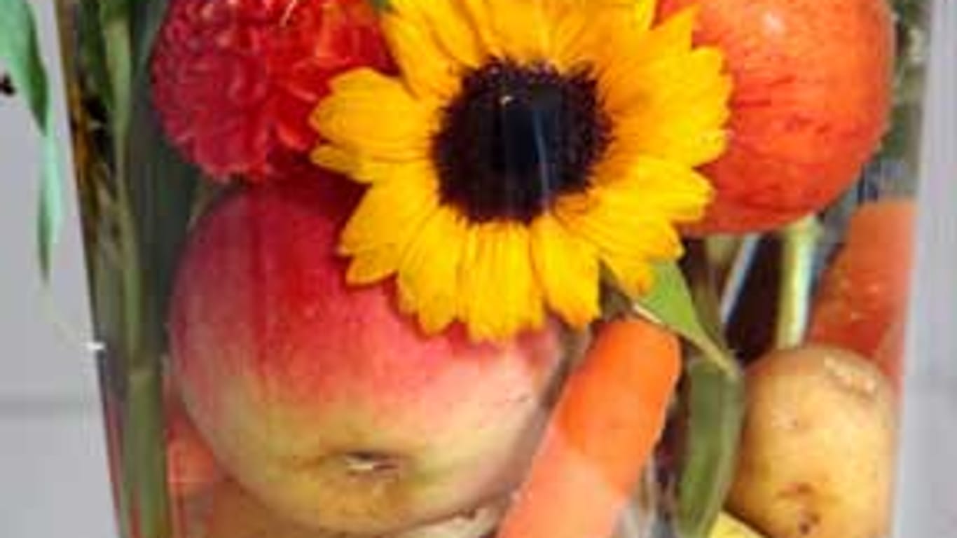Herbst-Deko mal mit Gemüse und Obst.